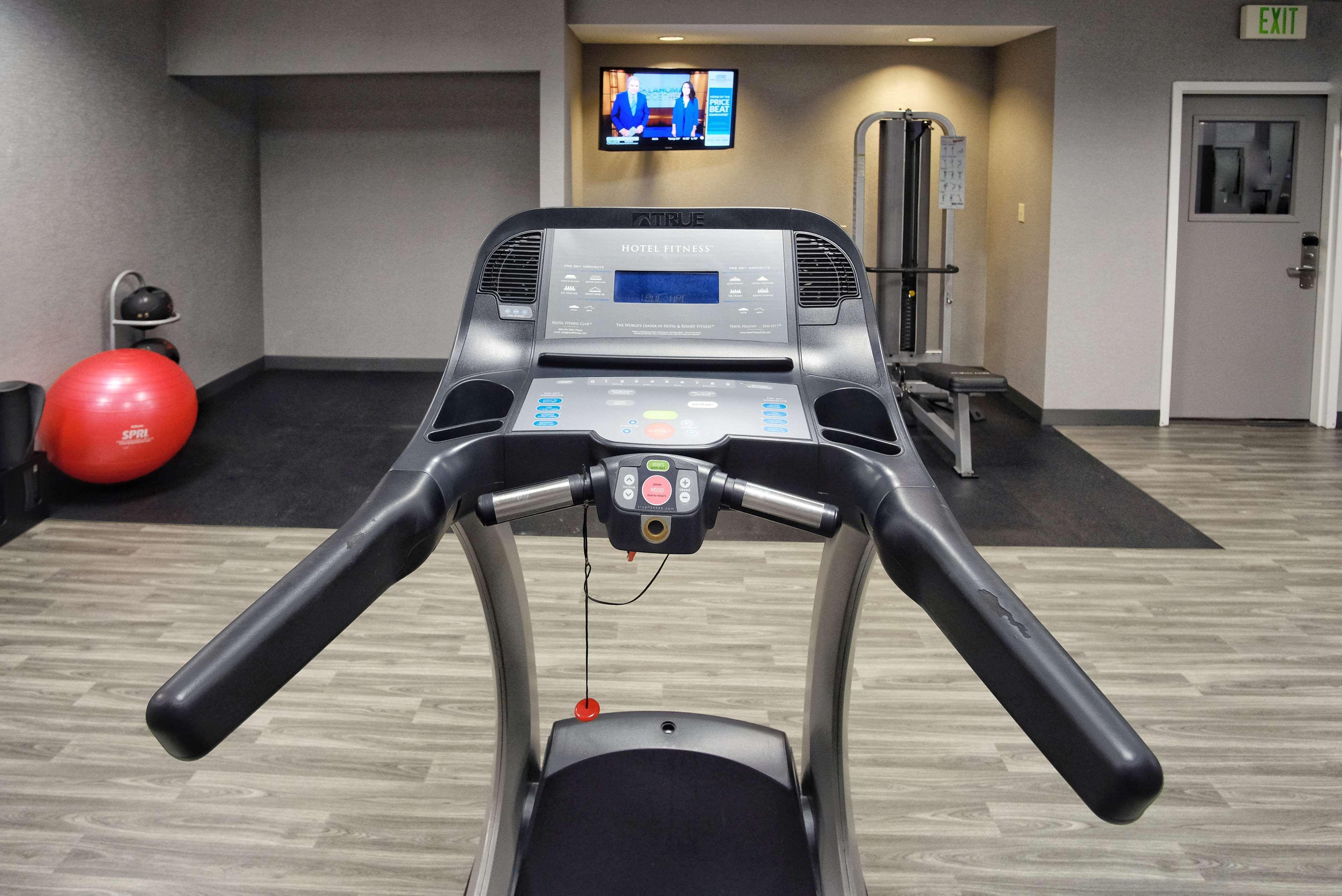 Hampton Inn Oklahoma City/יוקון מראה חיצוני תמונה
