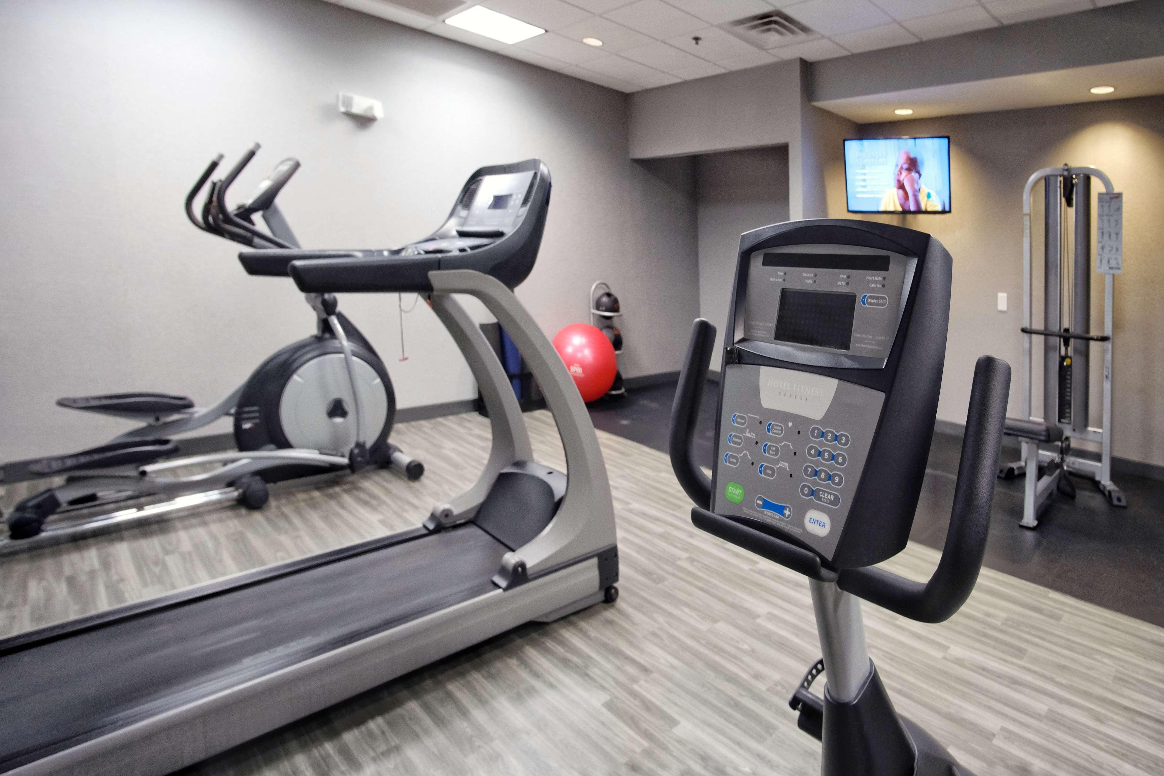 Hampton Inn Oklahoma City/יוקון מראה חיצוני תמונה
