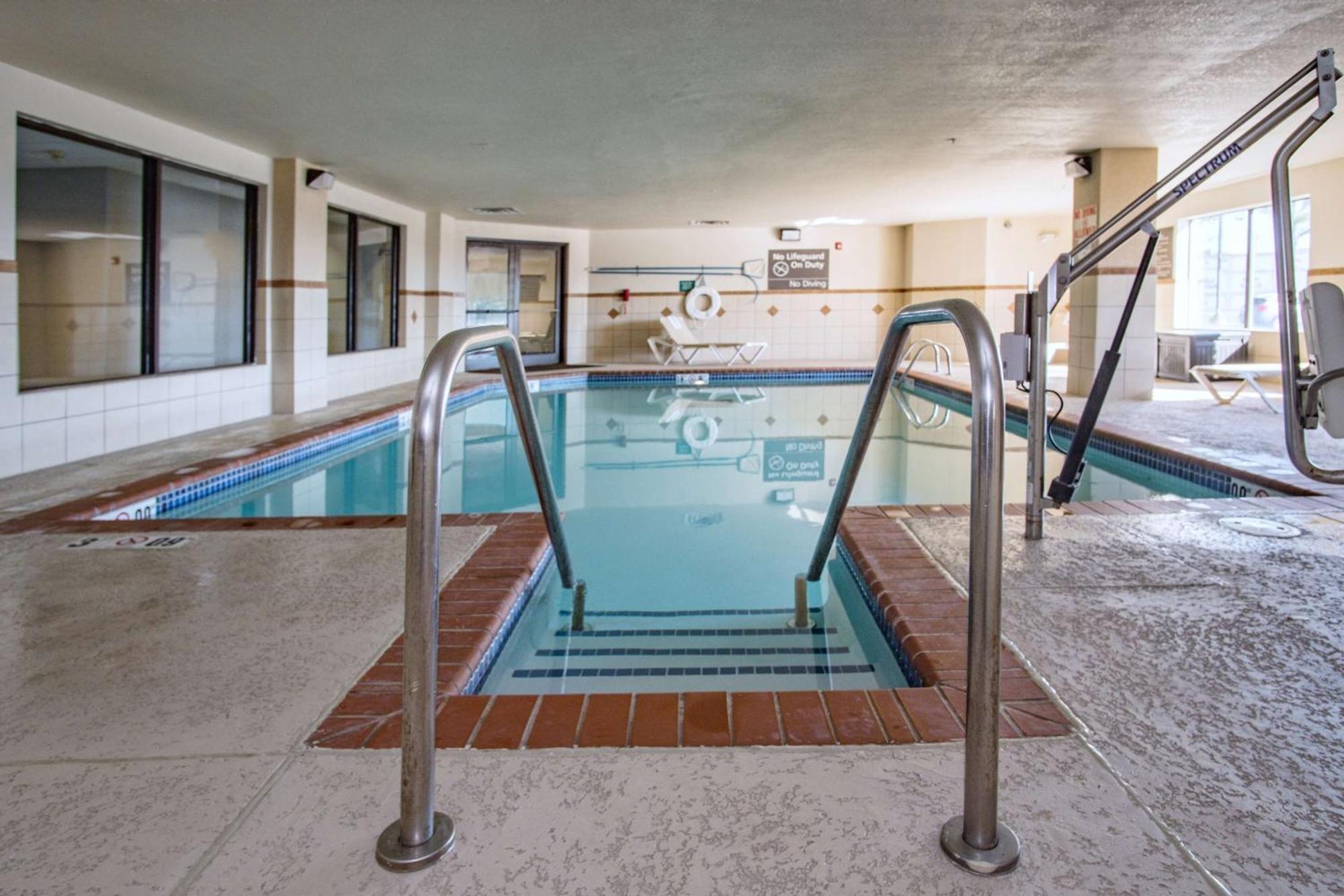 Hampton Inn Oklahoma City/יוקון מראה חיצוני תמונה